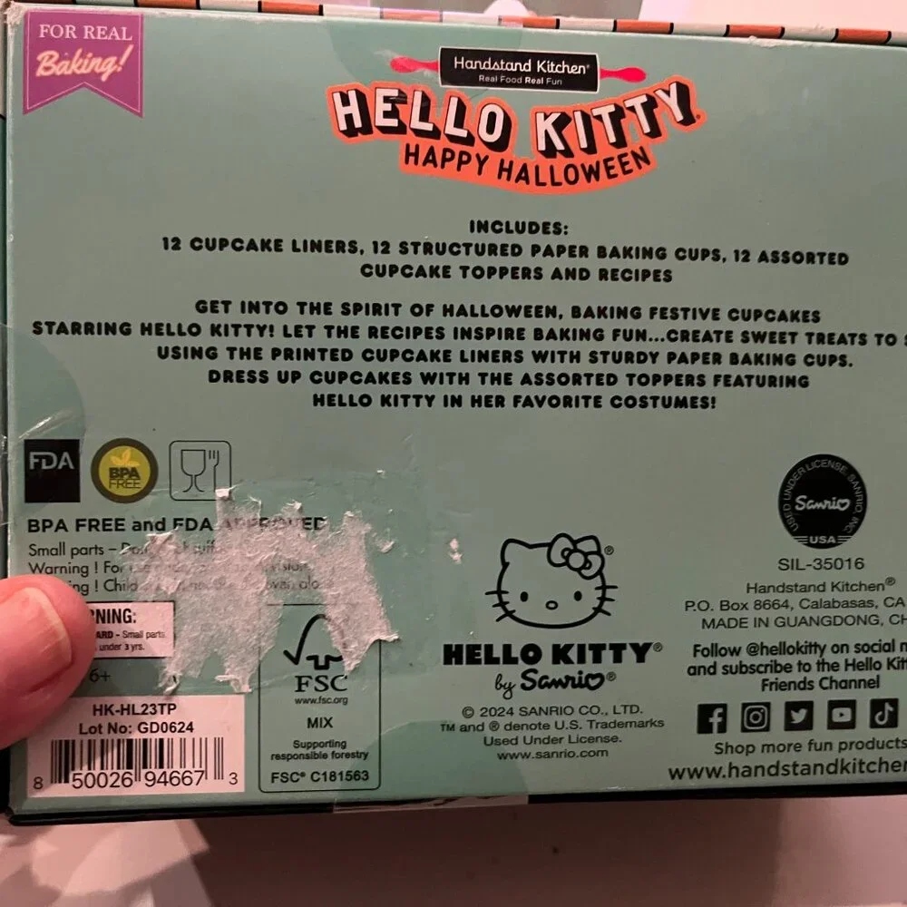 Hello Kitty Cupcake Decorating (Set 37 Pieces) (home/x)